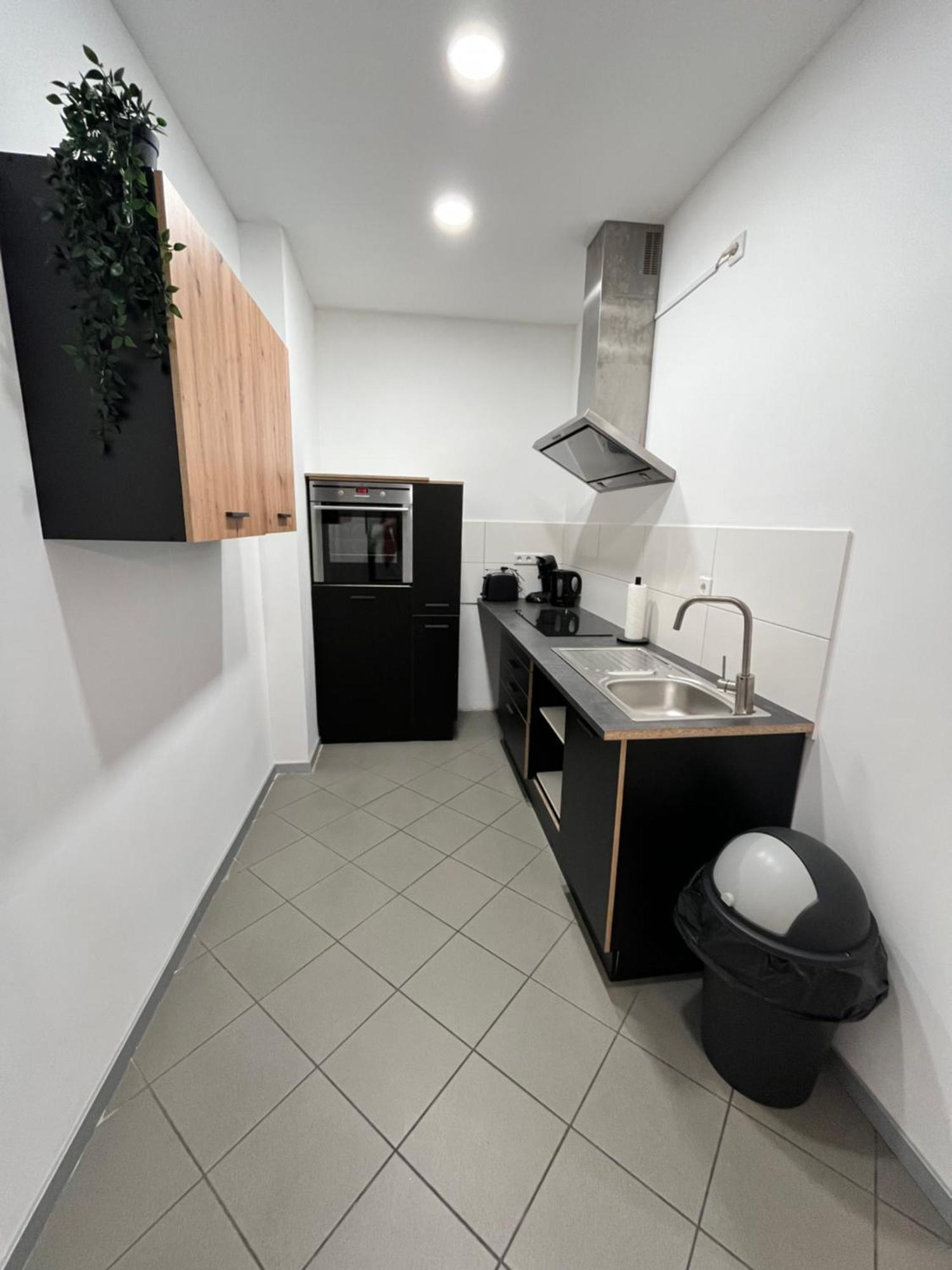 Apartment Central 10D 55Qm Wi-Fi Free Parking Calm Back House Dortmund Esterno foto